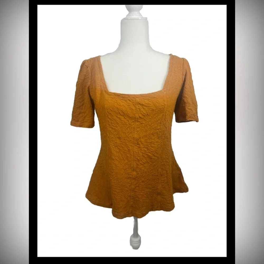 Anthropologie Ett:Twa Wesley Gold Textured Short Sleeve Blouse Size Medium - Picture 1 of 7